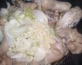 Foto langkah ke 2 dari resep Ayam Kecap Mentega.