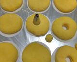Foto langkah ke 5 dari resep Donat Tape Singkong.