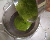 A picture of step 2 of Airfryer Natural Colour Crispies.