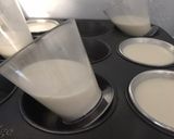 A picture of step 4 of Panna Cotta.