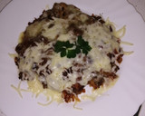 Foto del paso 3 de la receta: Patatas fritas gratinadas con carne, bacon y barbacoa
