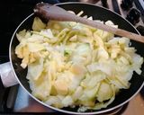 Foto del passaggio 2 della ricetta Cestini di zucchine ripieni di riso👩‍🌾