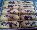 Foto langkah ke 5 dari resep Pukis pandan toping meses.