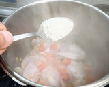 Foto del paso 3 de la receta: Pollo a la cerveza con corazones de alcachofa