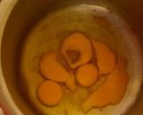 A picture of step 1 of Cheese omlette.