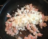 A picture of step 2 of Easy Chicken Soboro Oyakodon (Chicken and Egg Rice Bowl).