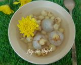 Hình bước làm 4 của món Chè hạt sen, quả vải