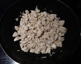 Foto del paso 1 de la receta: Tarta de pollo