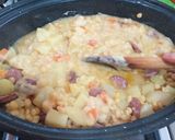Foto del paso 3 de la receta: Potaje de garbanzos y longaniza y patatas