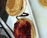 Foto del paso 2 de la receta: Merienda dulce pancakes con la crema de los albaricoques rellenos y mermelada de frambuesa