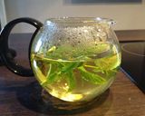 A picture of step 4 of How to Make Mint Tea (Germany).