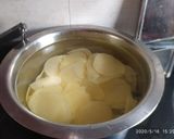A picture of step 2 of Crispy Potato Wafers.