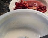 Foto del paso 4 de la receta: Frutillas 🍓con crema de leche 🍧 (tips)