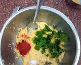 A picture of step 3 of Moong Dal Pakoda.