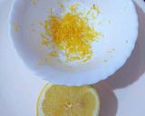 Foto del paso 5 de la receta Muslos de pollo en salsa de limón, azafrán y ajos tiernos