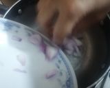 A picture of step 4 of Sweet and sour Chicken.