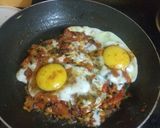A picture of step 2 of Peri Tawa egg pav.
