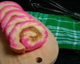 Foto langkah ke 9 dari resep Bolu Gulung strawberi selai nanas.