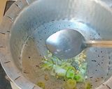 A picture of step 2 of Vegetable soup.
