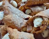 A picture of step 8 of Sicilian Cannoli.