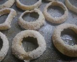 Foto del paso 3 de la receta: Aros de cebolla al horno
