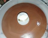 Foto langkah ke 8 dari resep Puding Jeruk lapis coklat.