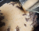 Foto del paso 3 de la receta: Papas con bistec en caldillo de jitomate