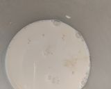 A picture of step 3 of Date & Vanilla shake.