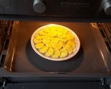 Foto langkah ke 10 dari resep Creamy Chicken Potato Pie.