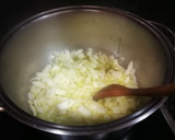 Foto del paso 2 de la receta: Crema de calabaza con jamón currado