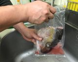澎湖野生近岸小眼睛紅甘魚湯的食譜步驟2照片