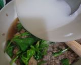 รูปขั้นตอนการทำที่ 3 ของ ผัดเต้าหู้ หมูสับ ขึ้นฉ่าย