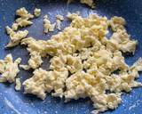 Scrambled egg on Hummus toast recipe step 2 photo