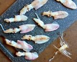 Foto del paso 2 de la receta Puntilla con ajos tiernos y habas baby
