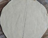A picture of step 3 of Punjabi samosa.