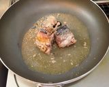 A picture of step 2 of Can't Keep It Stocked! Rice with Canned Mackerel in Water.