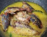 Foto langkah ke 4 dari resep Tongkol Pindang Bumbu Kuning.