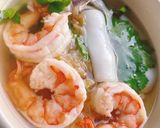 รูปขั้นตอนการทำที่ 4 ของ ข้าวต้มกุ้งหมึก_ฉบับง่ายๆ / Seafoods porridge 🥣
