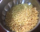 A picture of step 1 of Dalia Khichdi.