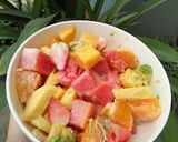 Hình bước làm 5 của món Hoa quả dầm 🍊🍉🍍🍓