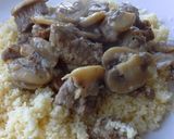 Foto del paso 7 de la receta Ternera en salsa de vino con champiñones