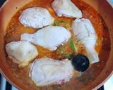 Foto del paso 6 de la receta: Pollo en salsa escabechada agridulce a los aromas de limón negro
