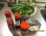 A picture of step 3 of Stir-Fried Water Spinach Taught by a Thai Maid.