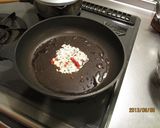 A picture of step 4 of Stir-Fried Water Spinach Taught by a Thai Maid.