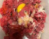Foto del passaggio 1 della ricetta Le polpette più buone…cipolle e birra