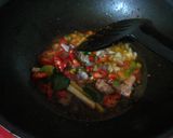 Foto langkah ke 2 dari resep Sambal Goreng "UHT" (Udang, Hati, Tahu).