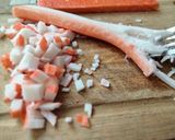 Foto del paso 1 de la receta: Ensalada de surimi (rápida)