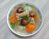Hình bước làm 3 của món Canh gà rau củ nấm