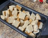 Foto langkah ke 1 dari resep Bread Pudding Mudah dan Simpel.
