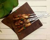 Foto langkah ke 7 dari resep Honey Glazed Chicken Satay.